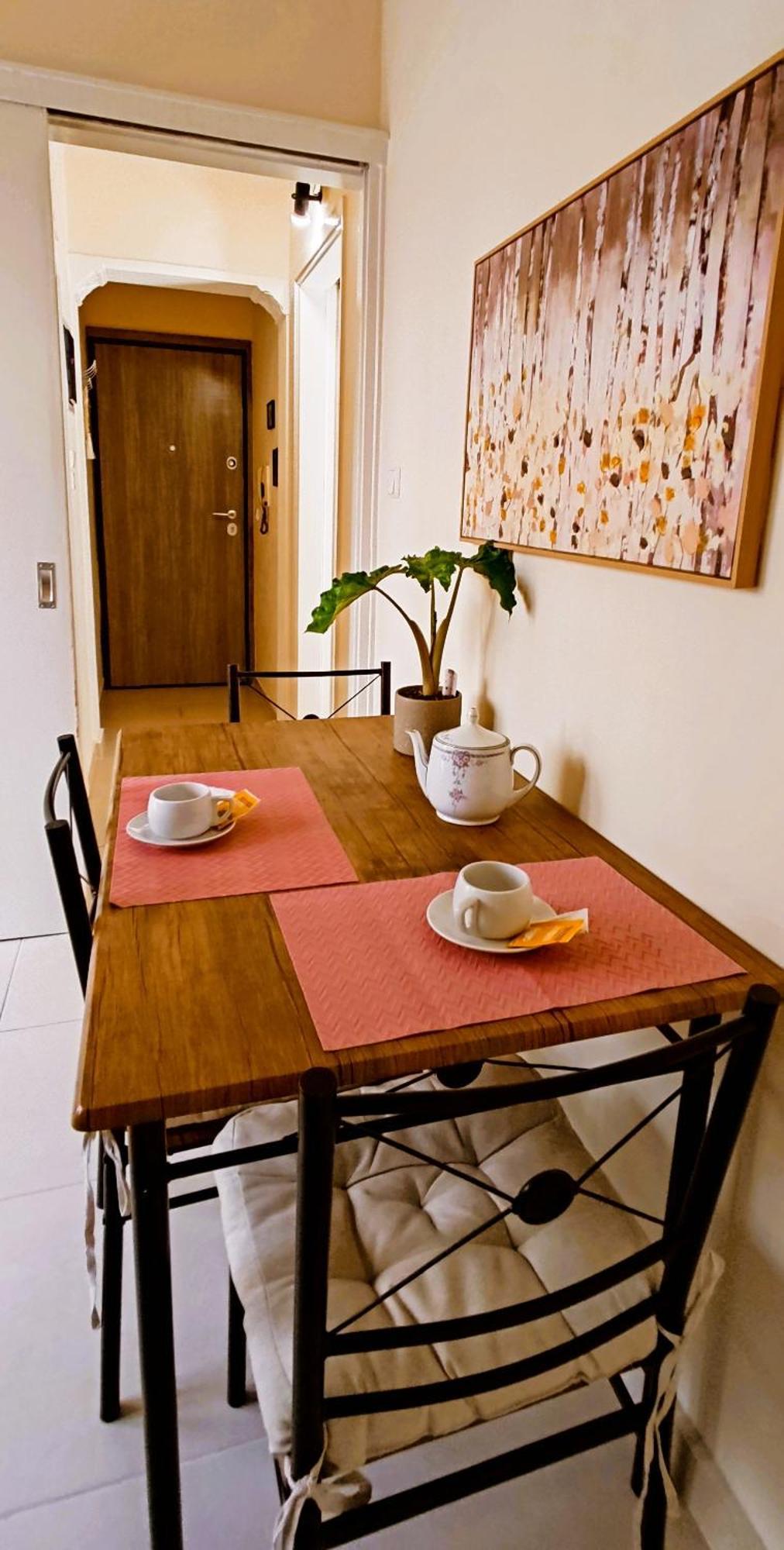 Next To Metro! Bright Apartment With Fully Equipped Kitchen 아테네 외부 사진