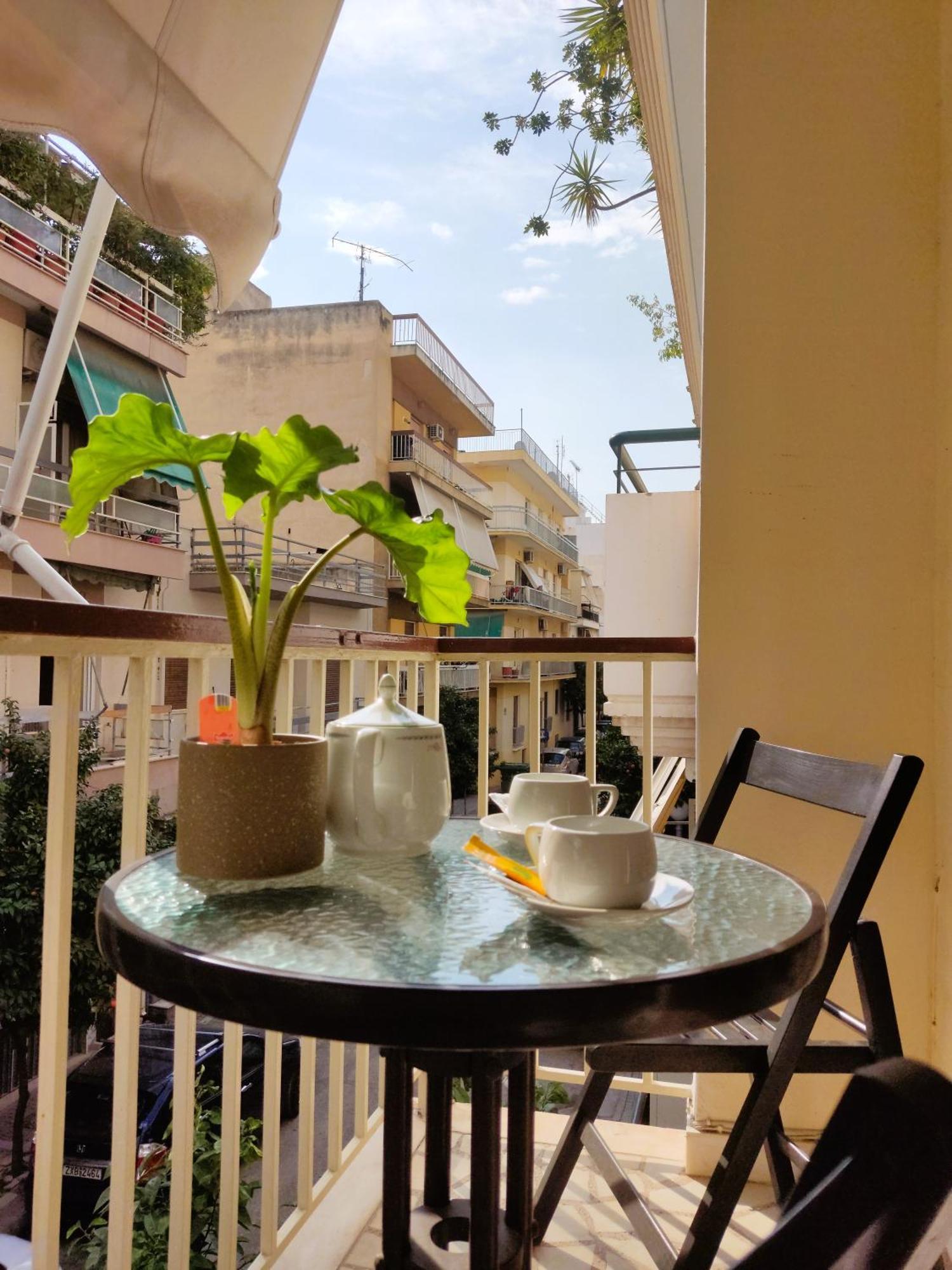 Next To Metro! Bright Apartment With Fully Equipped Kitchen 아테네 외부 사진